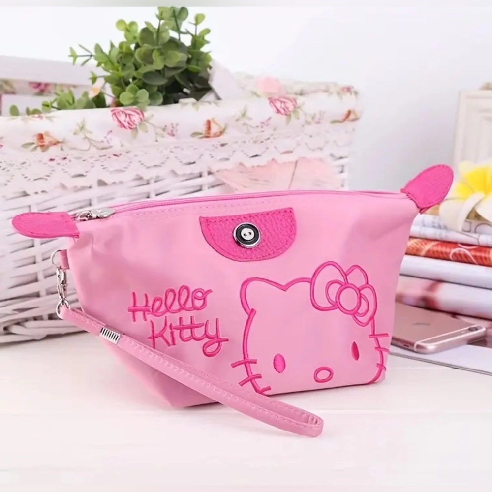 Sanrio Pink Hello Kitty Clutch Wristlet